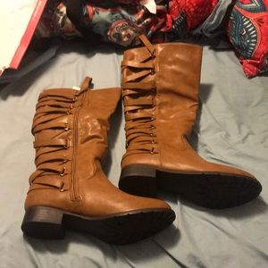 NWT size 9.5 cognac boots. Tie up on back, zipper